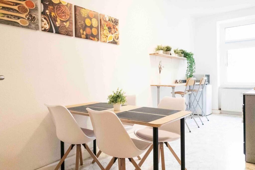 Top Moderne Wohnung In Leipziger Altbau - Netflix Inklusive Exterior foto
