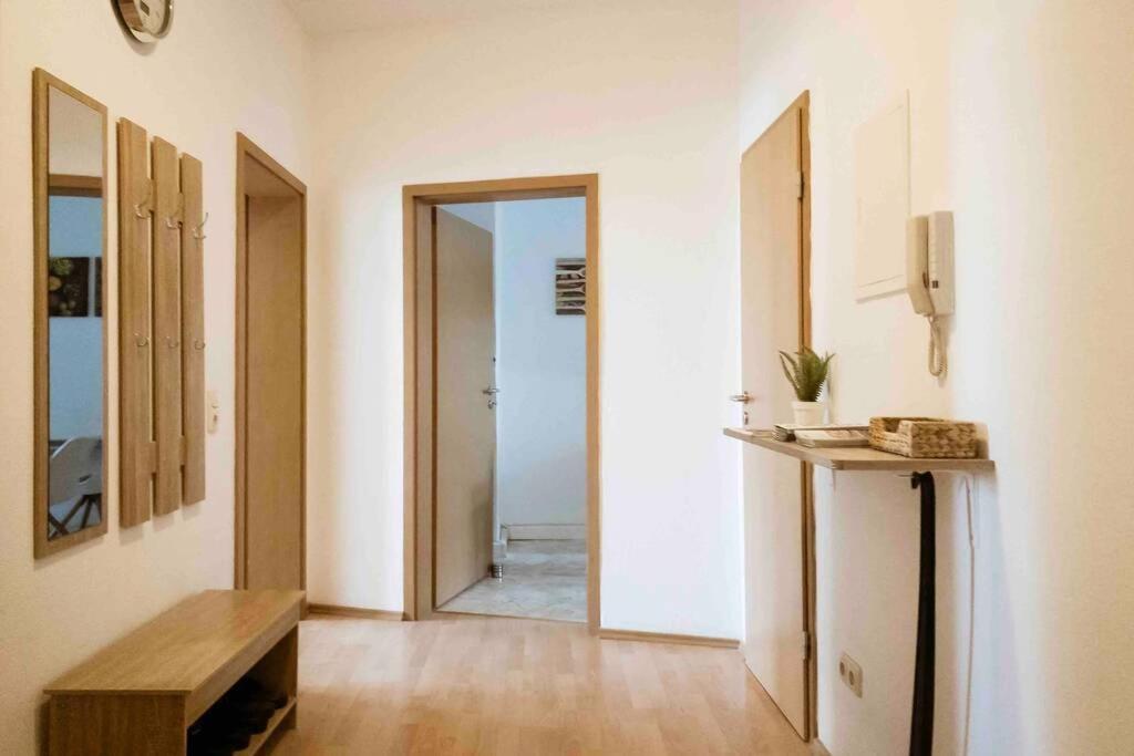 Top Moderne Wohnung In Leipziger Altbau - Netflix Inklusive Exterior foto