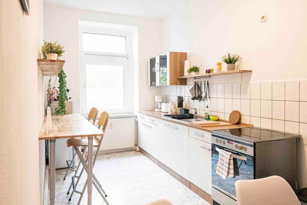 Top Moderne Wohnung In Leipziger Altbau - Netflix Inklusive Exterior foto